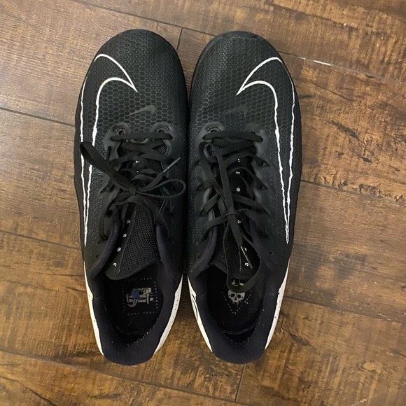 Nike training shoe - Picture 2 of 3
